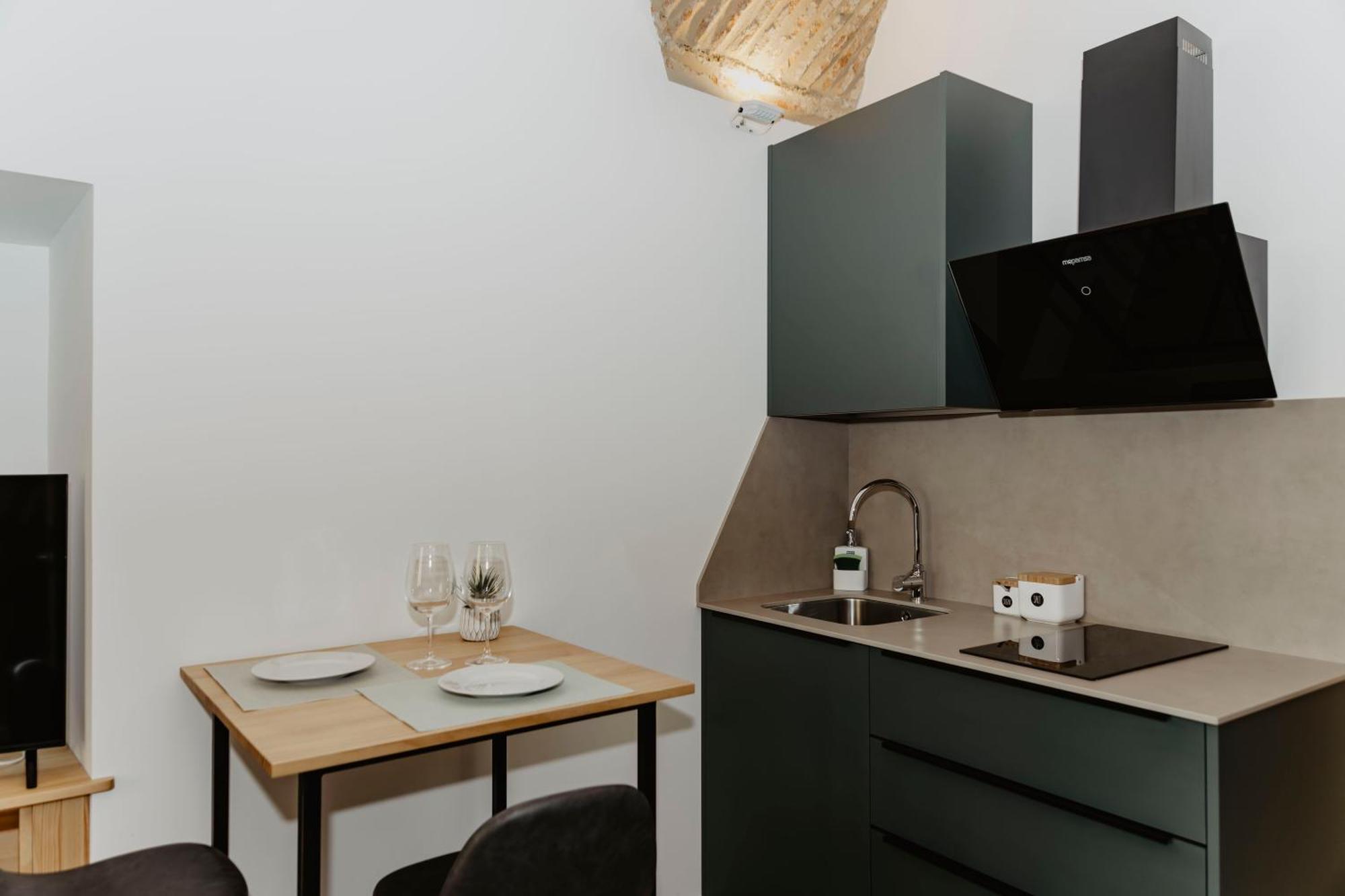 Portal De Santiago Apartment Caceres Exterior photo